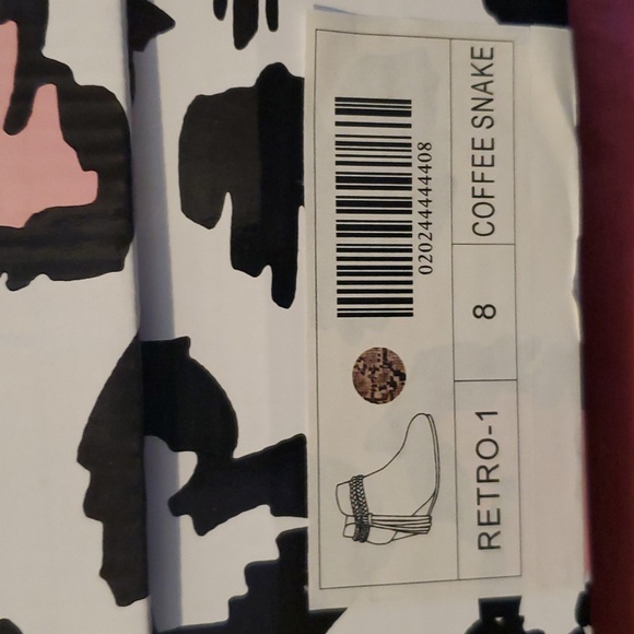 Wedge Heel Snake Print Bootie - Picture 8 of 8